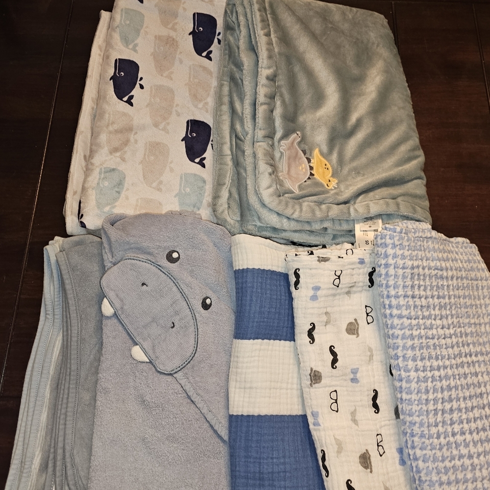 Adorable Baby Blankets And Towels Set in Blue and Gray